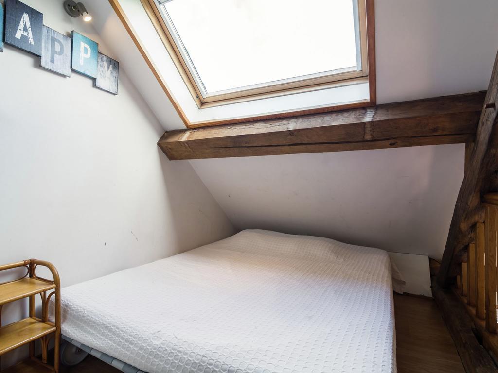 Spacious Farmhouse In Fontenelle With Garden Walcourt Екстериор снимка