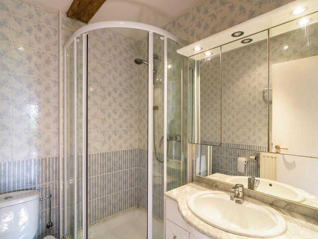 Spacious Farmhouse In Fontenelle With Garden Walcourt Екстериор снимка