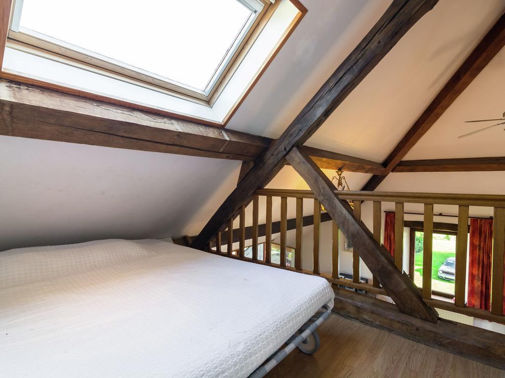 Spacious Farmhouse In Fontenelle With Garden Walcourt Екстериор снимка
